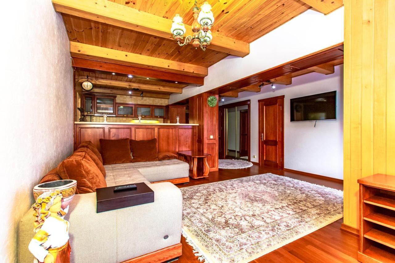 Atava Family House *